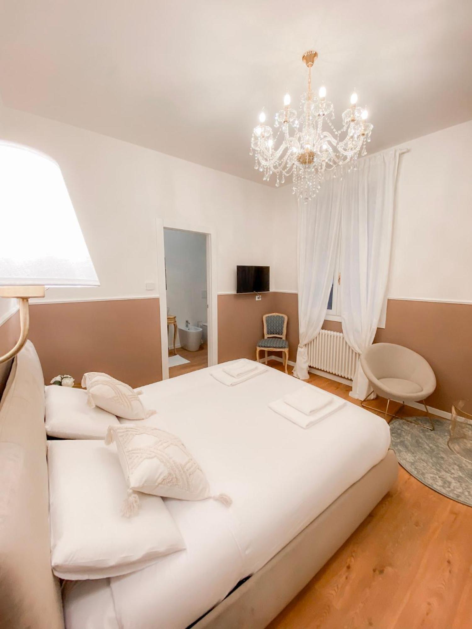 San Polo Luxury Suites In Venecia Exterior foto
