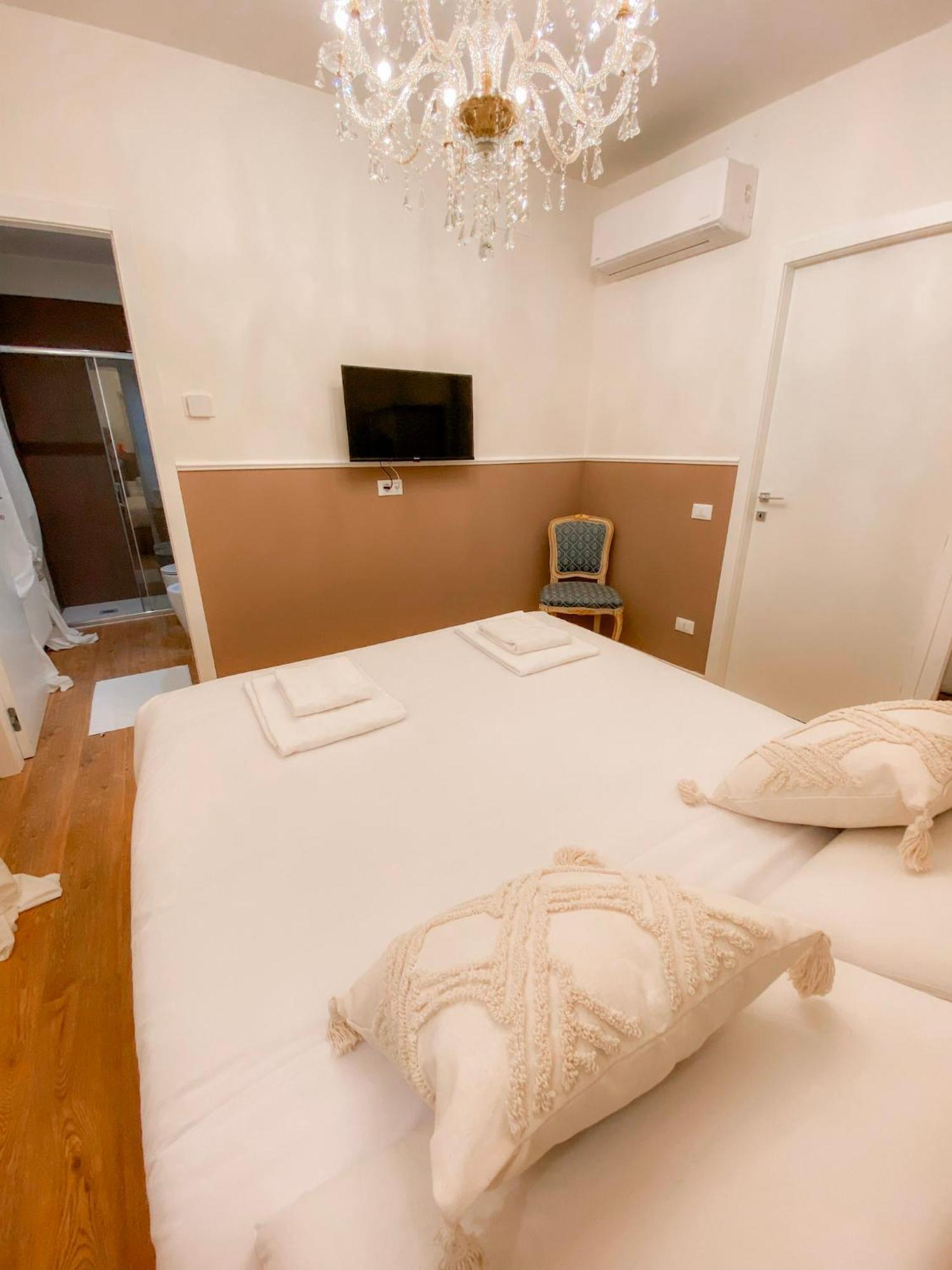 San Polo Luxury Suites In Venecia Exterior foto