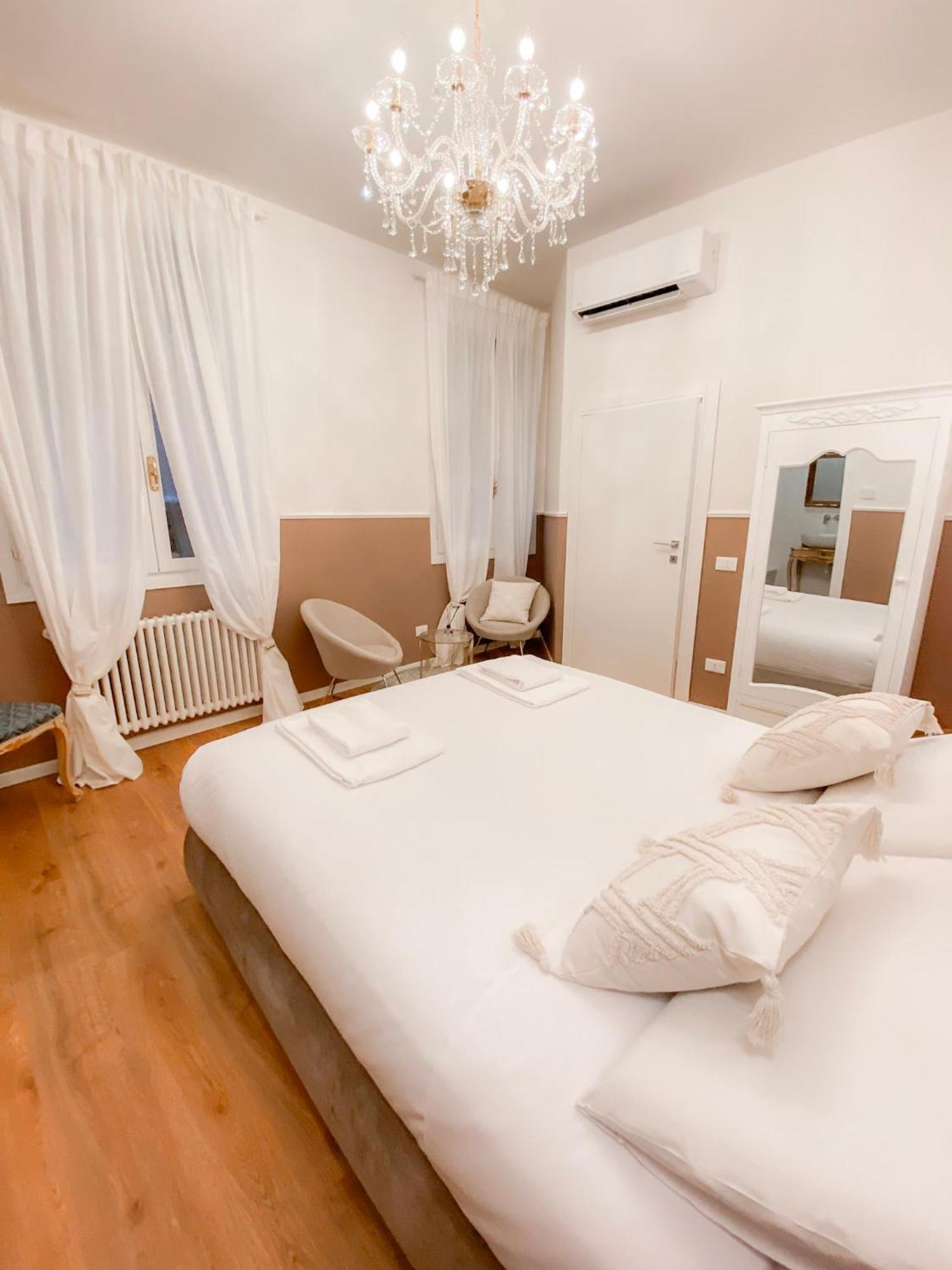 San Polo Luxury Suites In Venecia Exterior foto